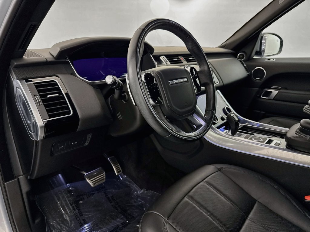 Used 2021 Silver Land Rover HSE Silver Edition image 9