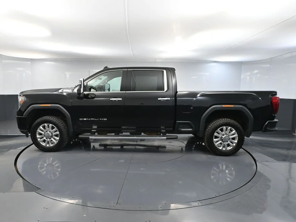 Used 2023 Black GMC Denali image 11