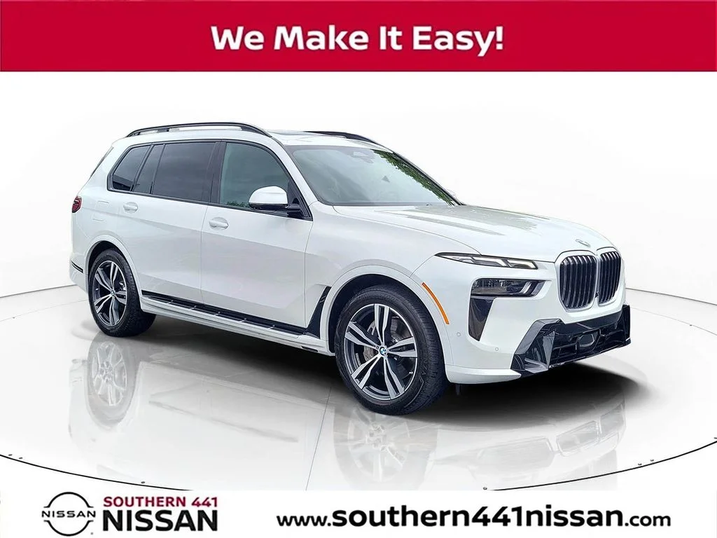 2025 BMW X7 xDrive40i's photo