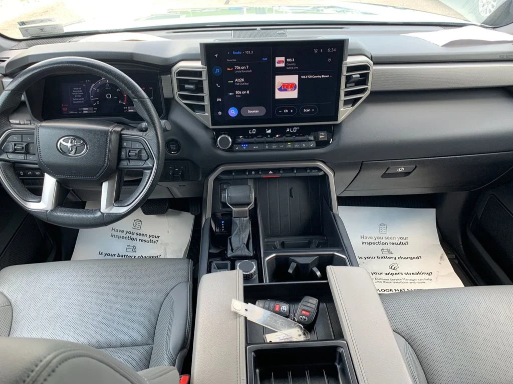 Used 2025  Toyota Limited image 16