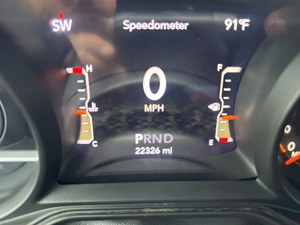 Used 2024 Gray Jeep Rubicon image 25