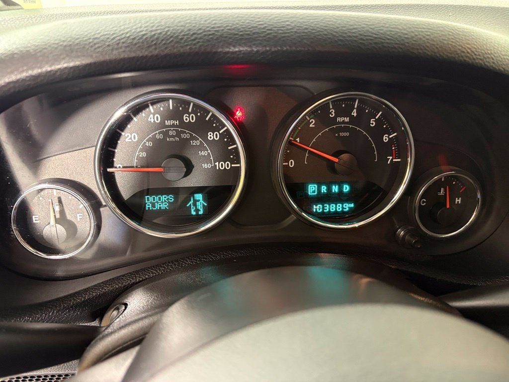 Used 2017 White Jeep Sport image 24