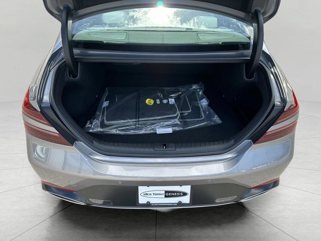 New 2026 Silver Genesis 3.3T SPORT PRESTIGE image 23