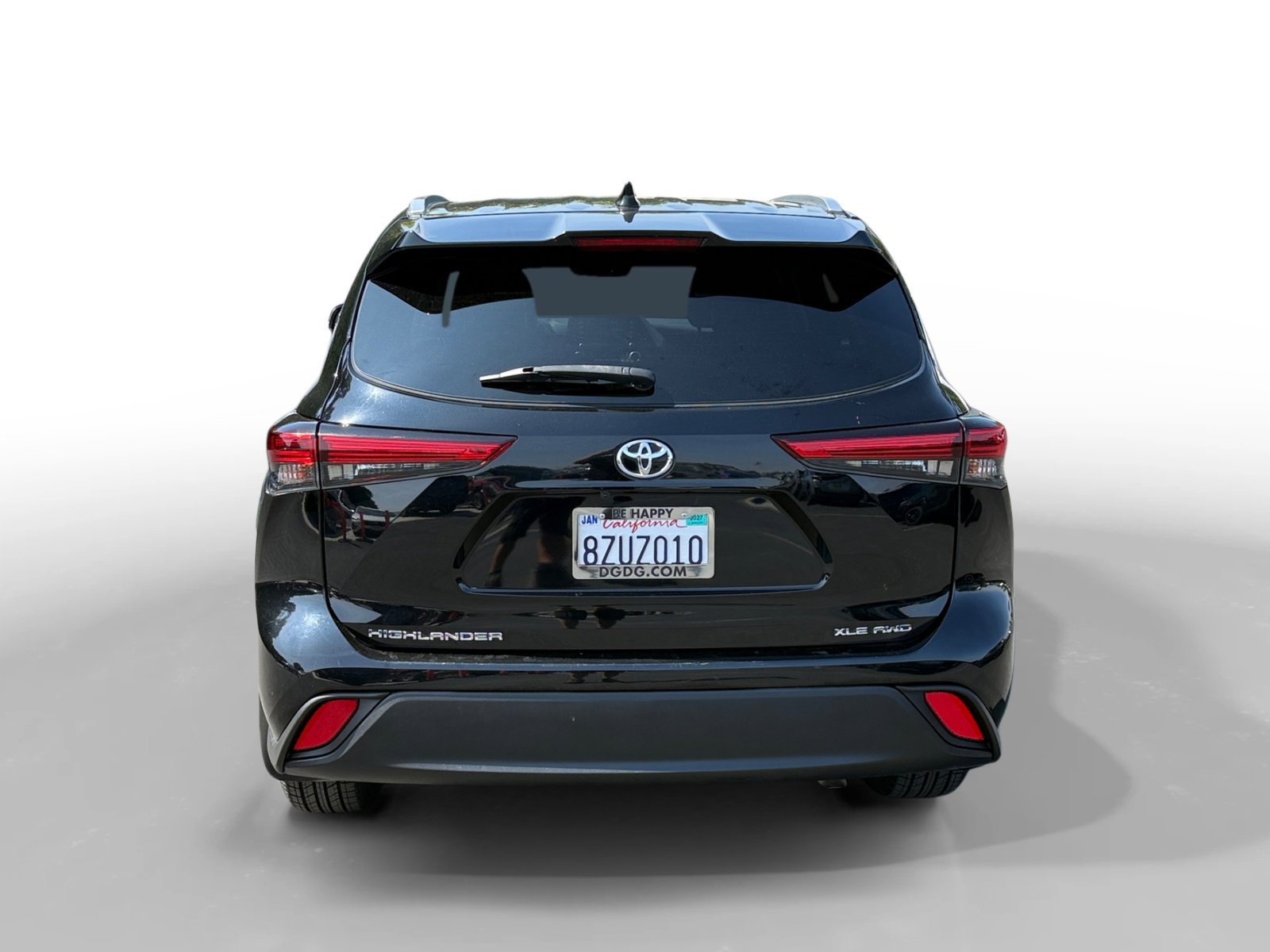 Used 2022 Midnight Black Metallic Toyota XLE image 4
