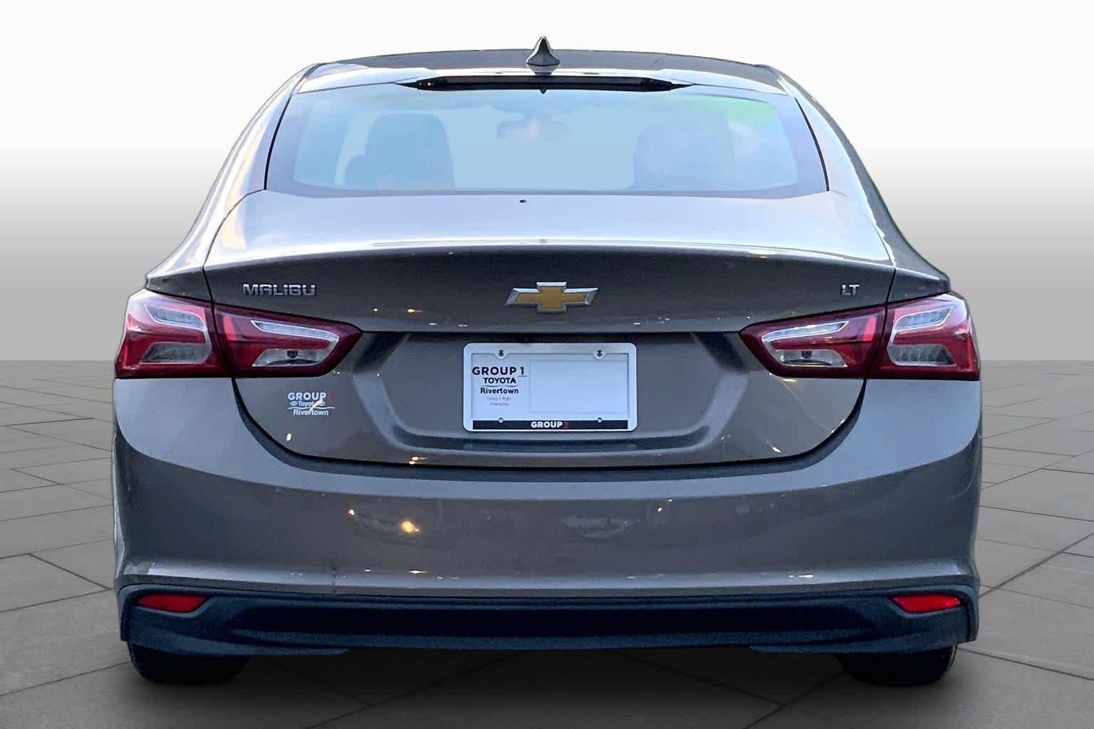 Used 2020 Stone Gray Metallic Chevrolet LT image 5