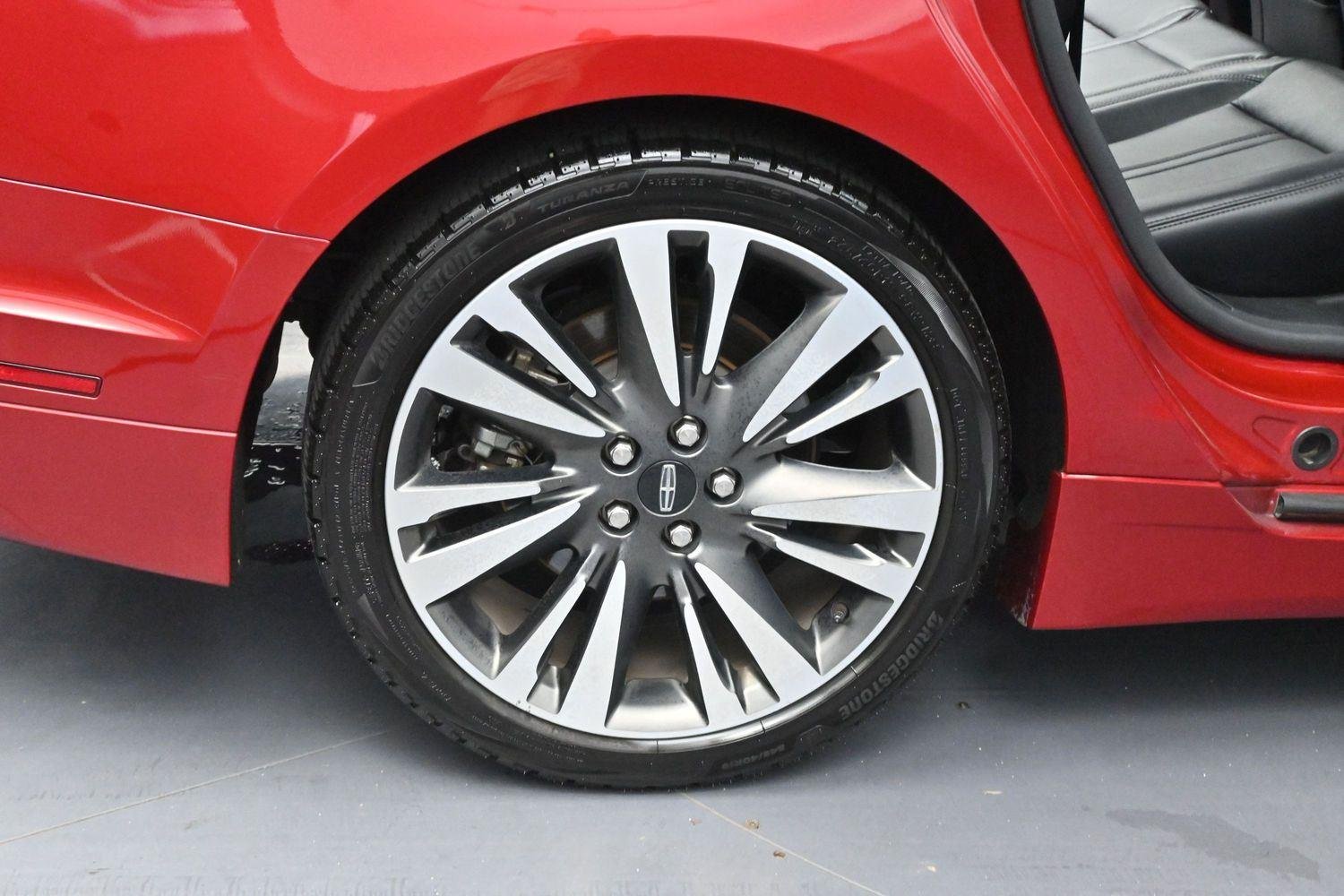 Used 2020 Red Carpet Metallic Tinted Clearcoat Lincoln Reserve image 36