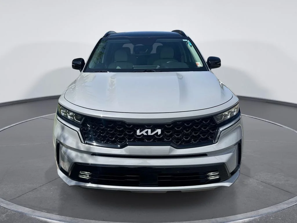 Used 2022 Gray Kia SX image 2