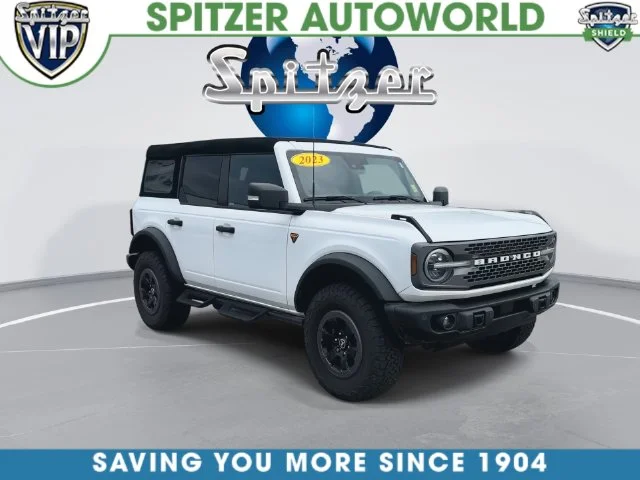 Used 2023 White Ford Badlands image 4