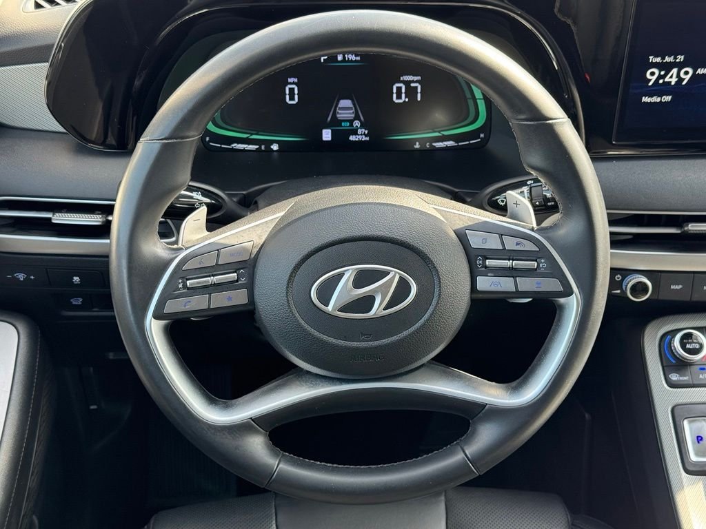 Used 2024 White Hyundai SEL image 25