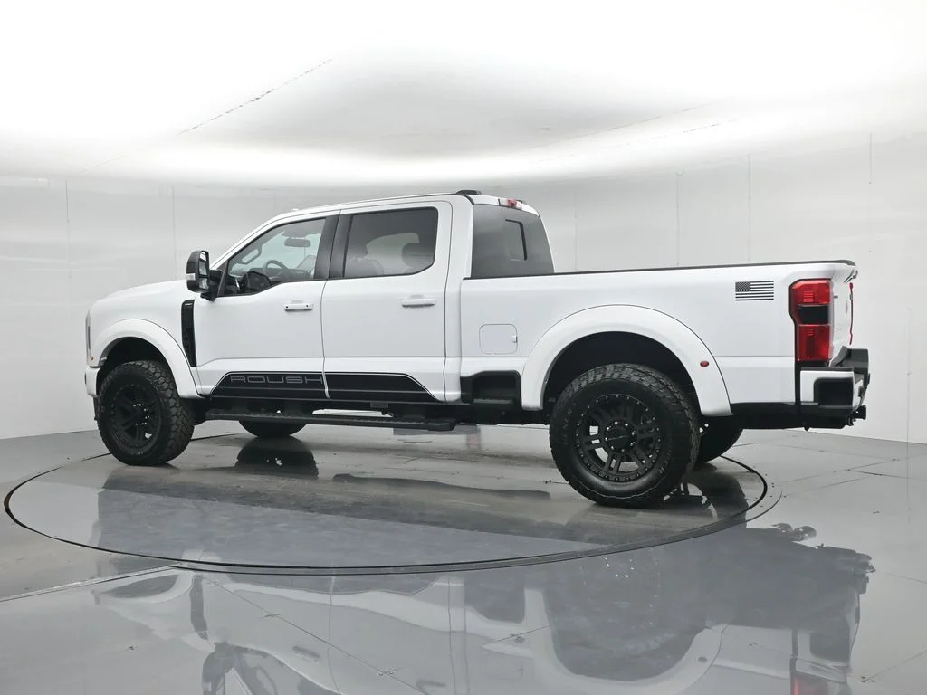 New 2026 Oxford White Ford Lariat image 6