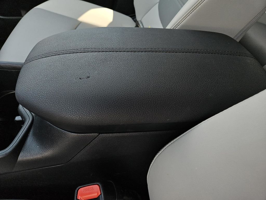 Used 2023 Silver Toyota XLE Premium image 36