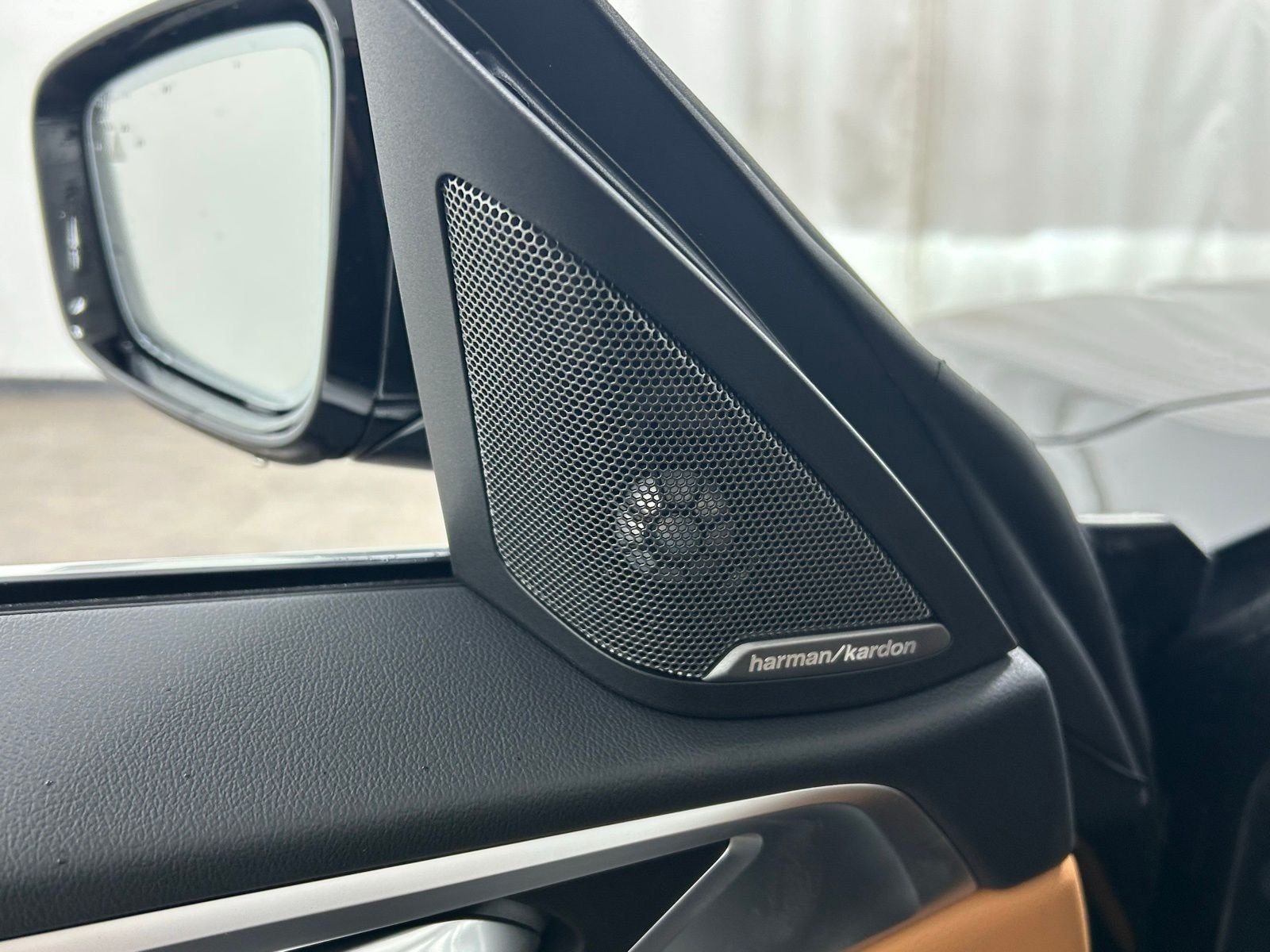 New 2026 Black Sapphire Metallic BMW xDrive40 image 45