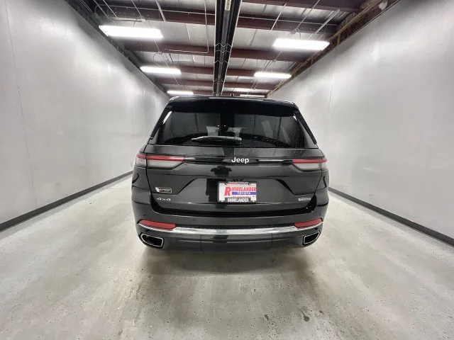 Used 2023 Brown Jeep Overland image 7