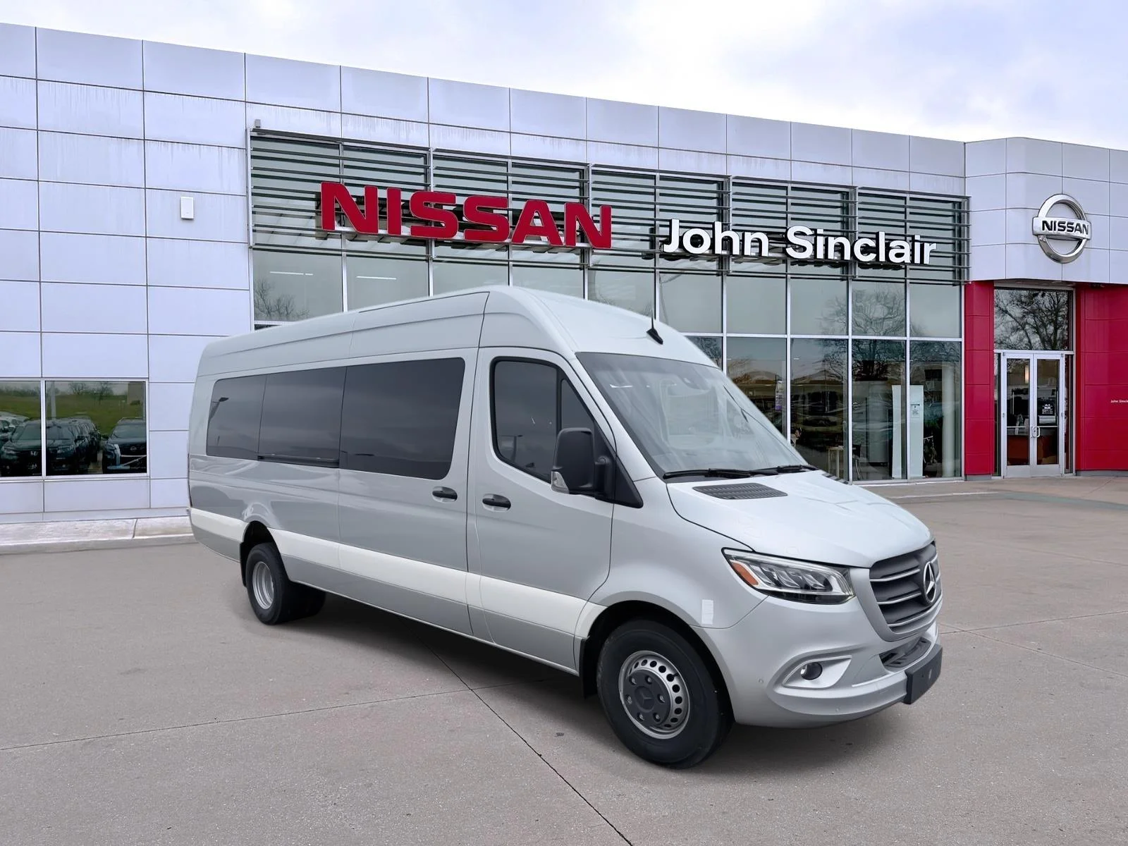 2022 Mercedes-Benz Sprinter 3500XD 170 Ext WB 3.0D High Roof's photo