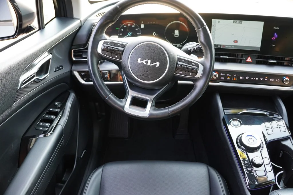 Certified Used 2024 Shadow Matte Gray Kia SX-Prestige image 20