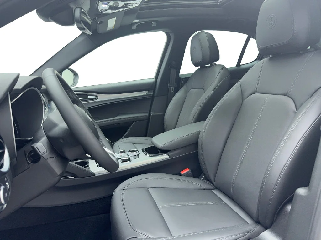 2026 Alfa Romeo Stelvio Base - Photo 46