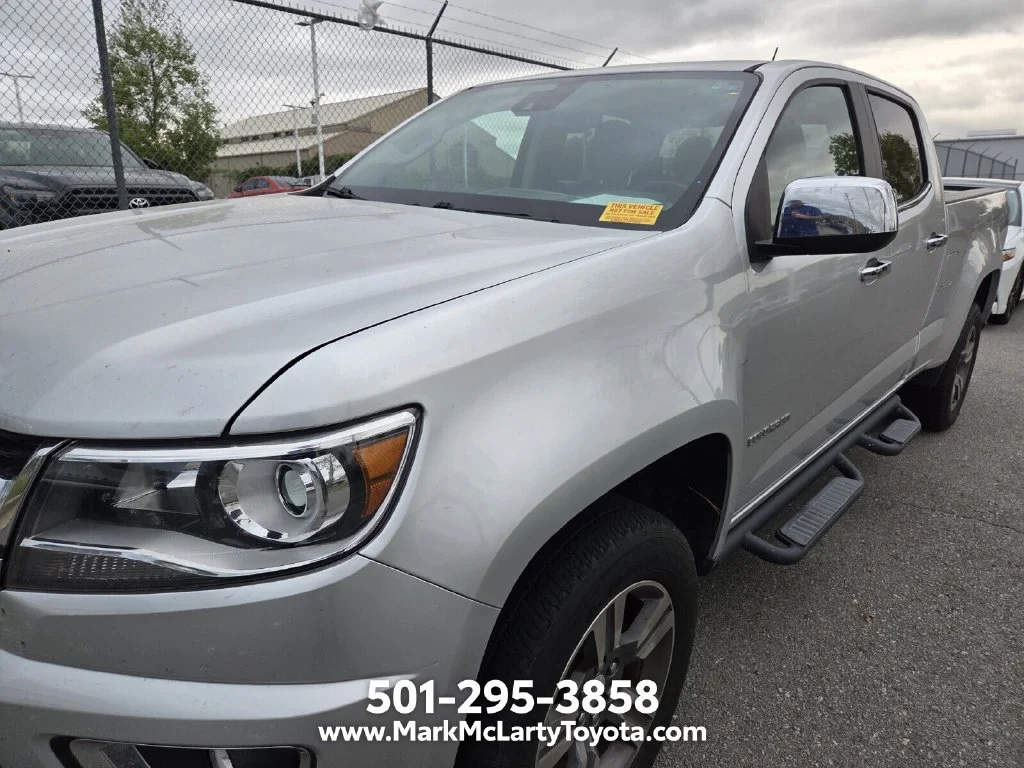Used 2015 Silver Chevrolet LT image 9