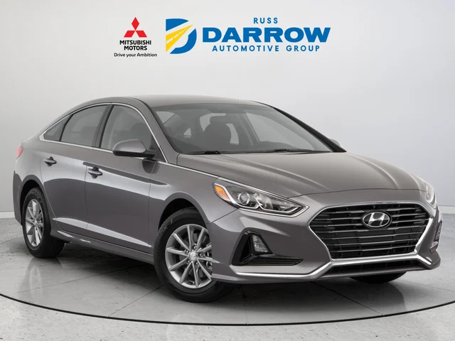 Used 2018 Gray Hyundai Sport image 6