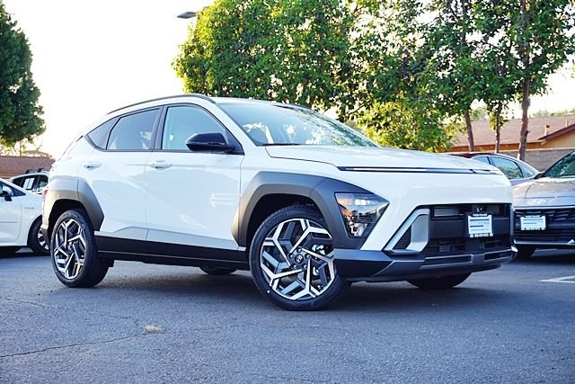 New 2026 White Hyundai SEL Premium image 1