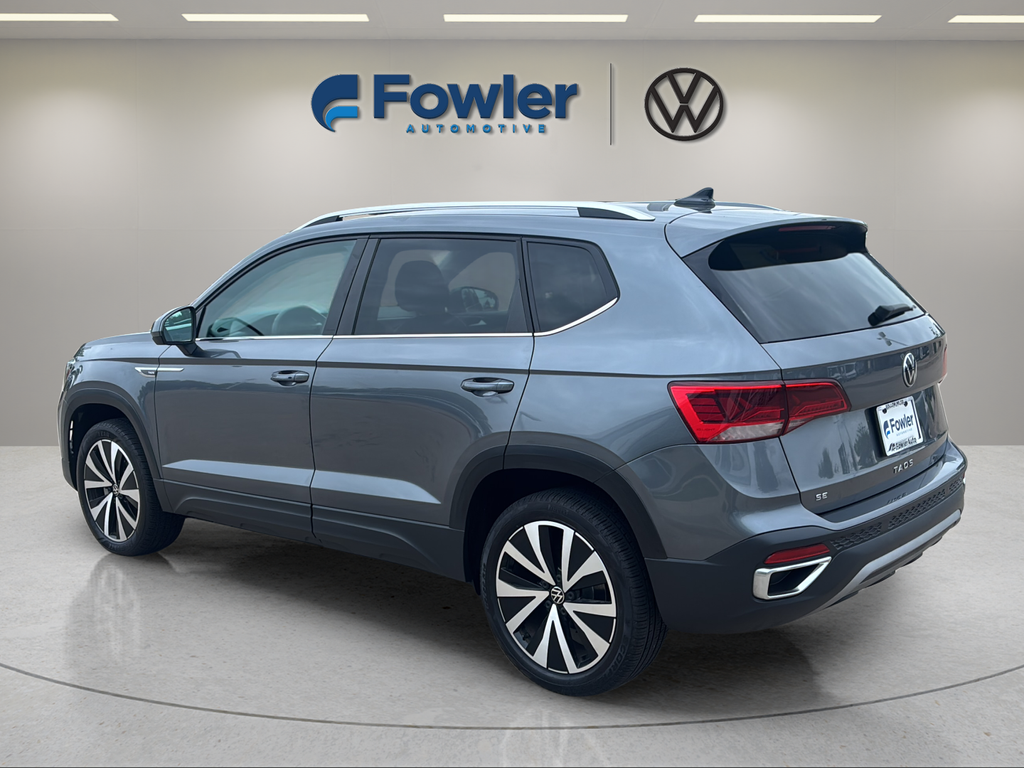 Used 2023 Gray Volkswagen 1.5T SE image 5