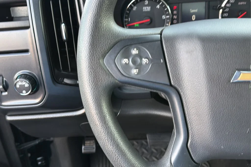 Used 2016 Black Chevrolet Custom image 21