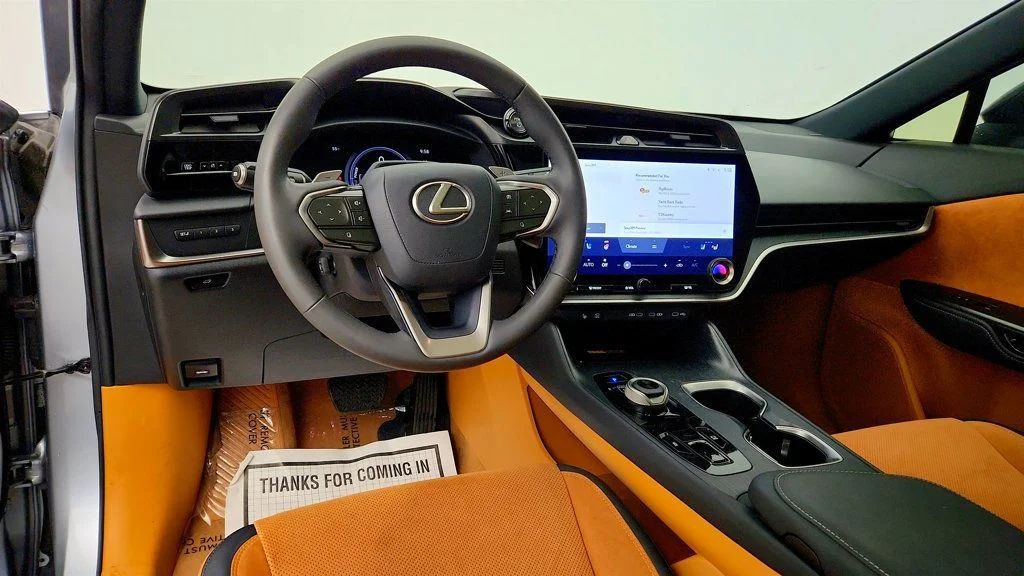 2023 Lexus RZ Luxury - Photo 13