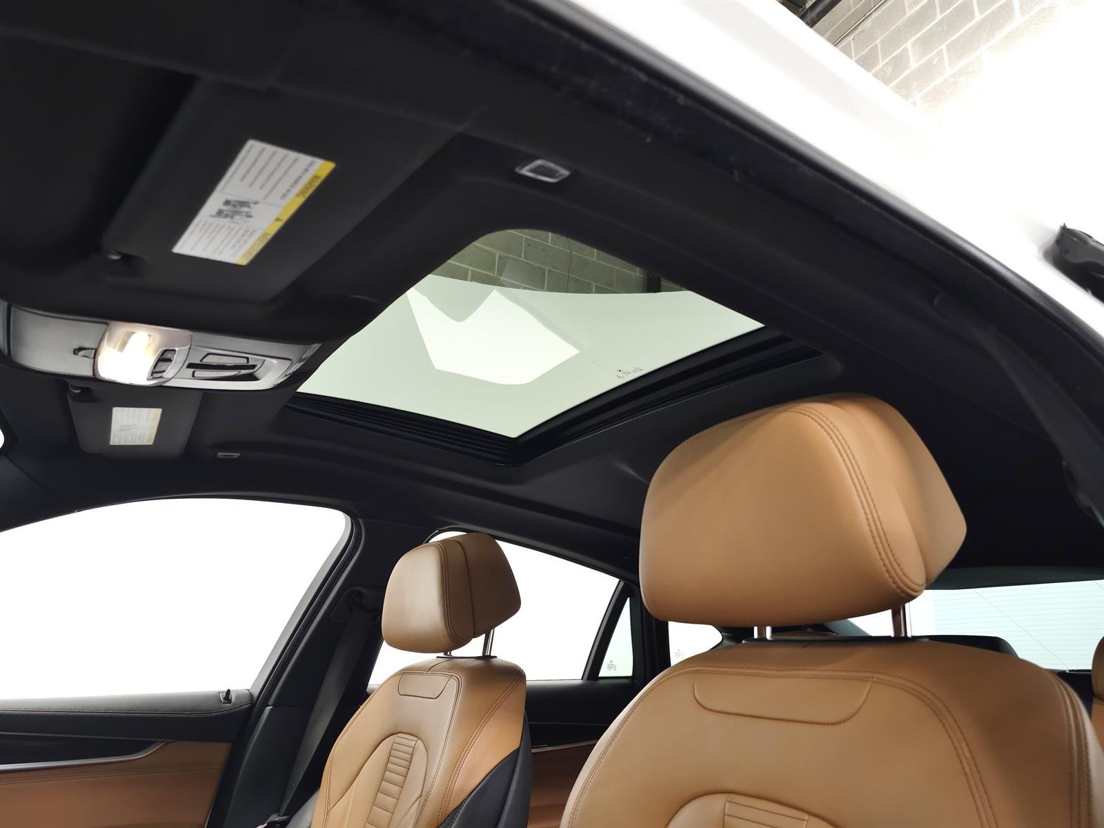 Used 2019 White BMW xDrive35i image 19
