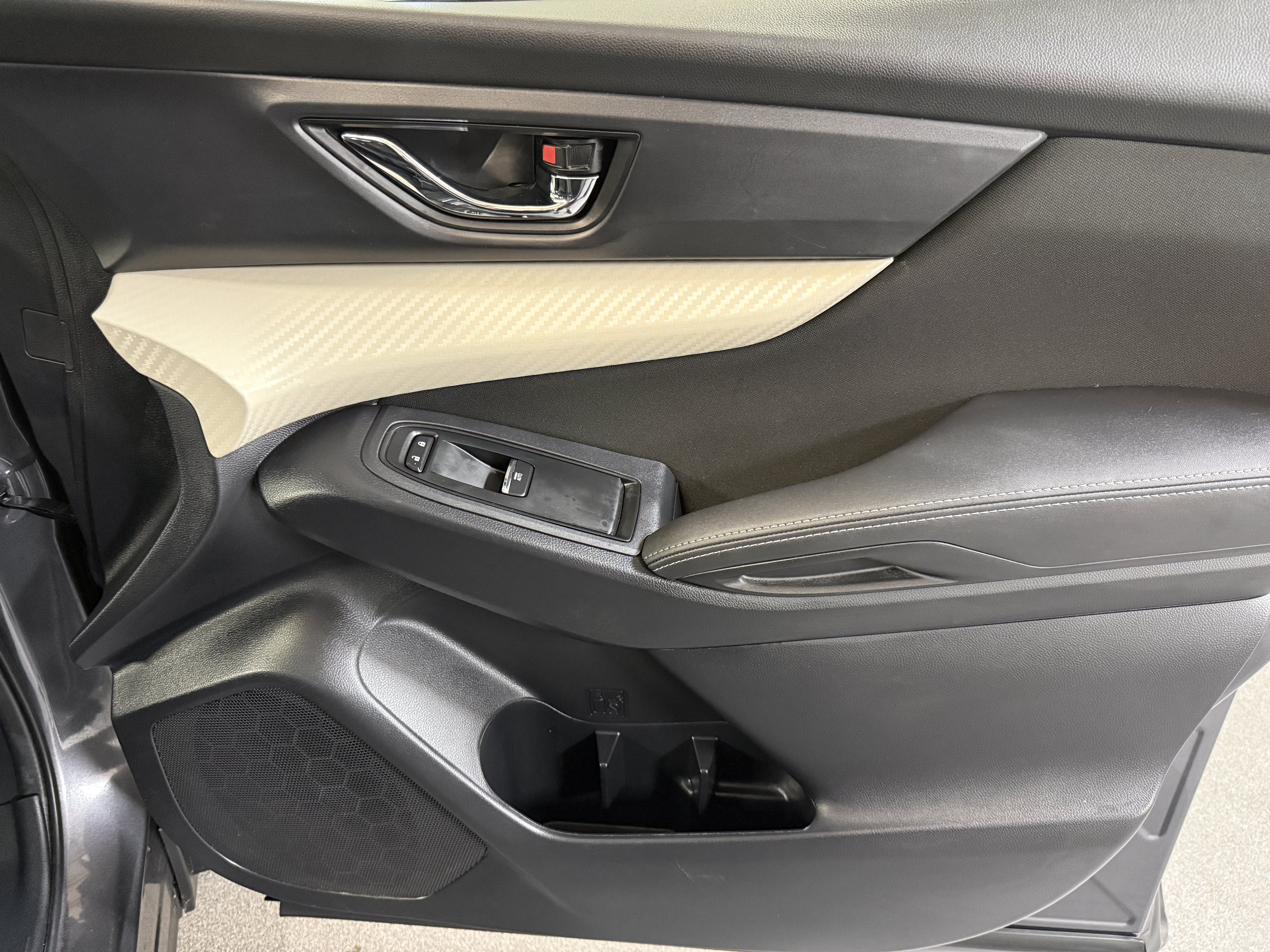 Used 2022 Magnetite Gray Metallic Subaru Premium image 23