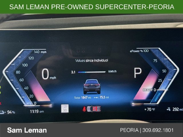Used 2025 Gray BMW xDrive50 image 12