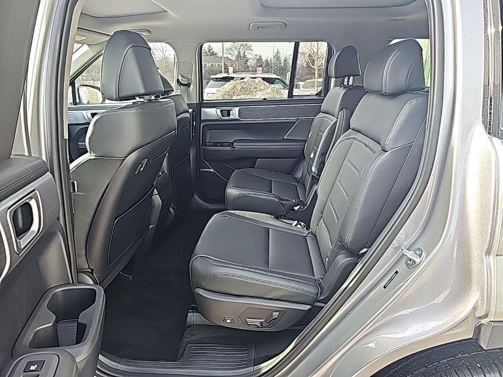 2026 Hyundai Santa Fe Limited - Photo 29
