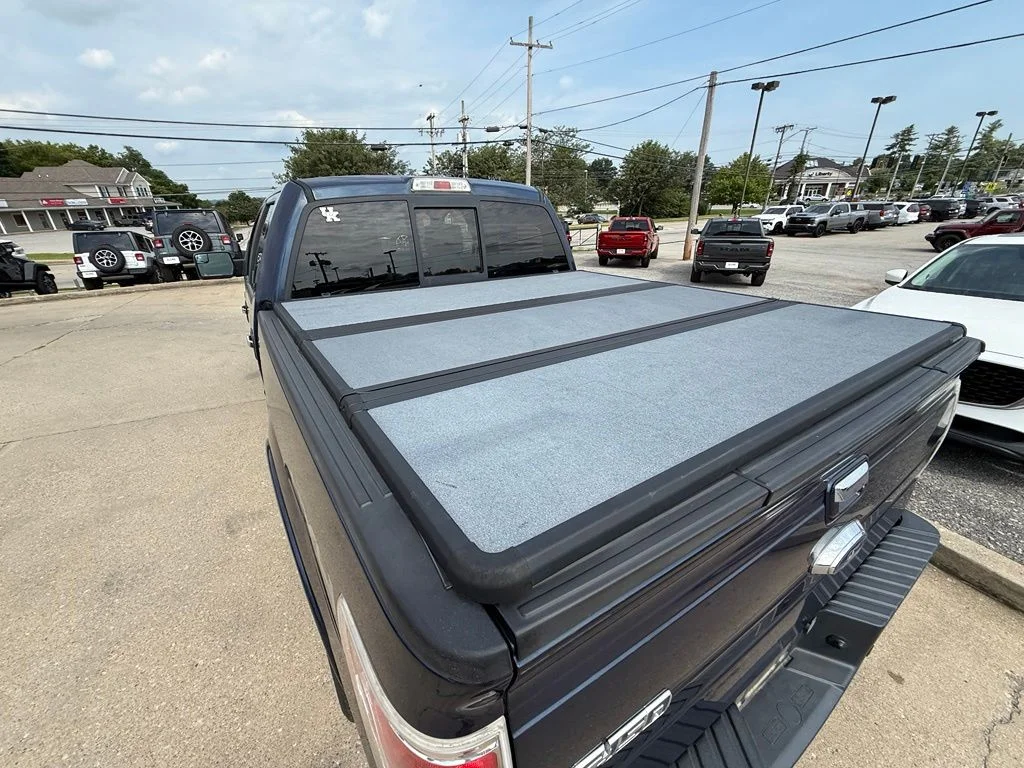 Used 2014 Blue Ford Lariat image 8