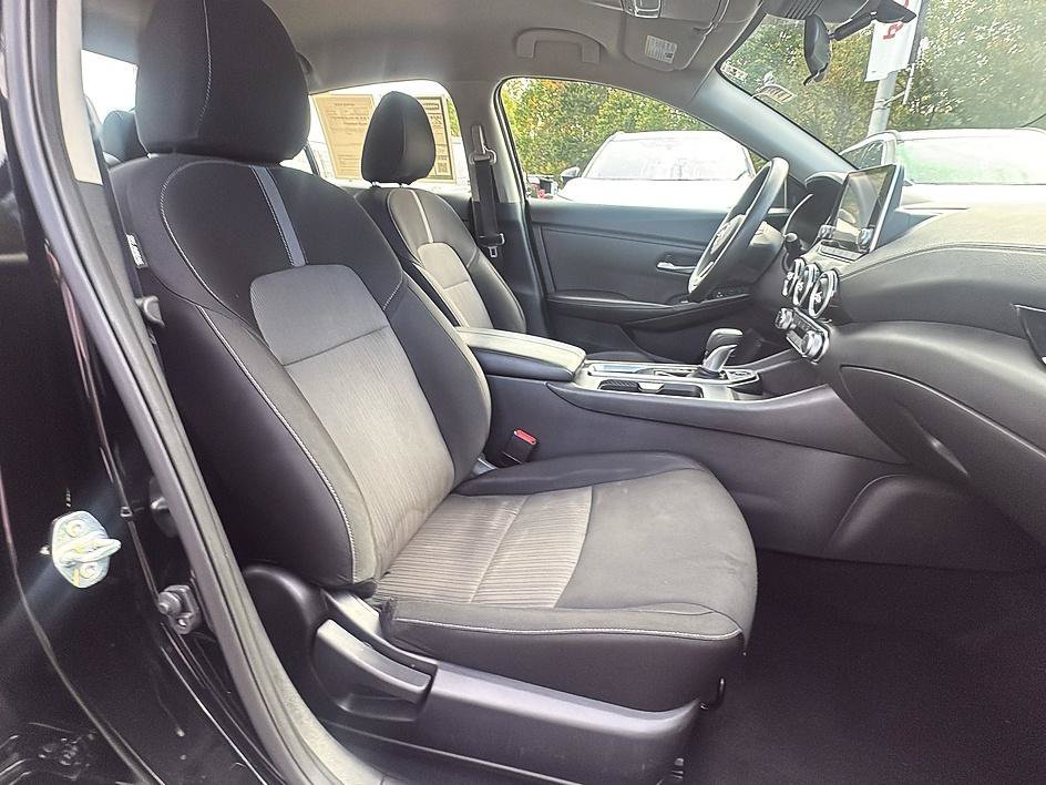 Used 2025 Super Black Nissan SV image 25