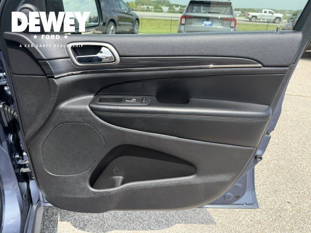 Used 2019 Pacific Blue Clearcoat Jeep Limited X image 36