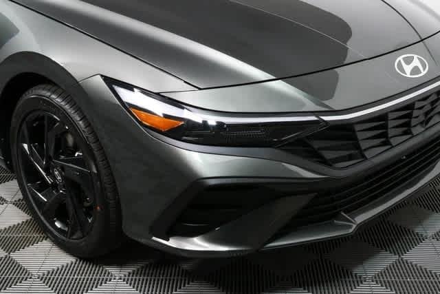 New 2026 Amazon Gray Hyundai SEL Sport image 14