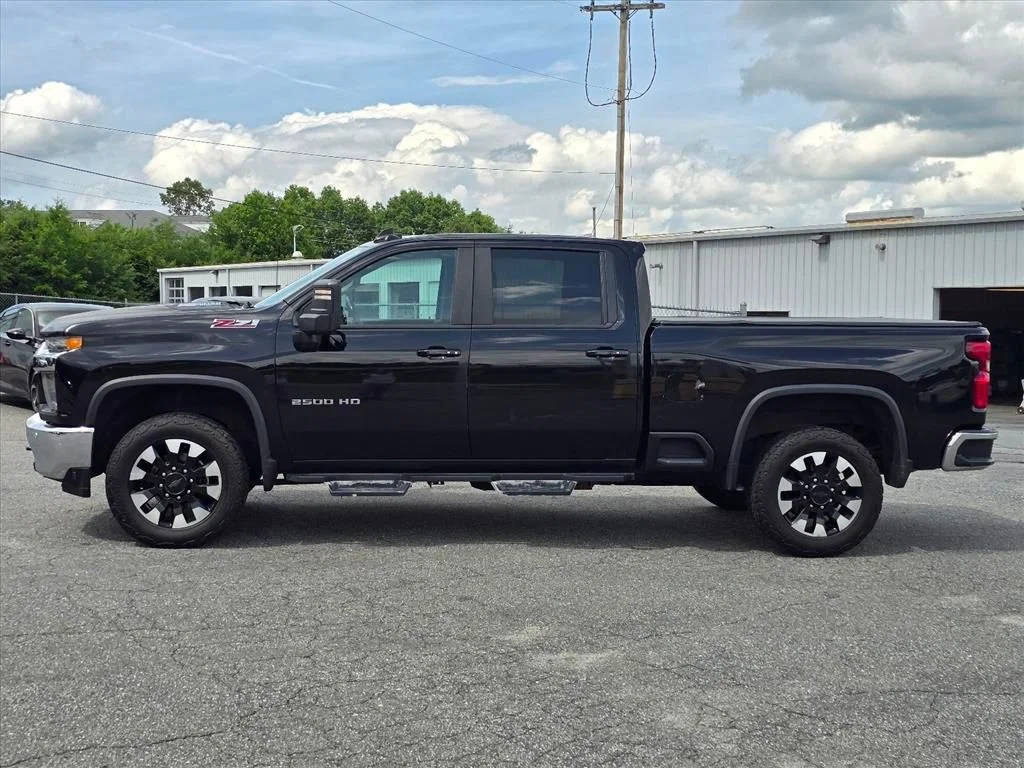 Used 2020 Black Chevrolet LT image 23