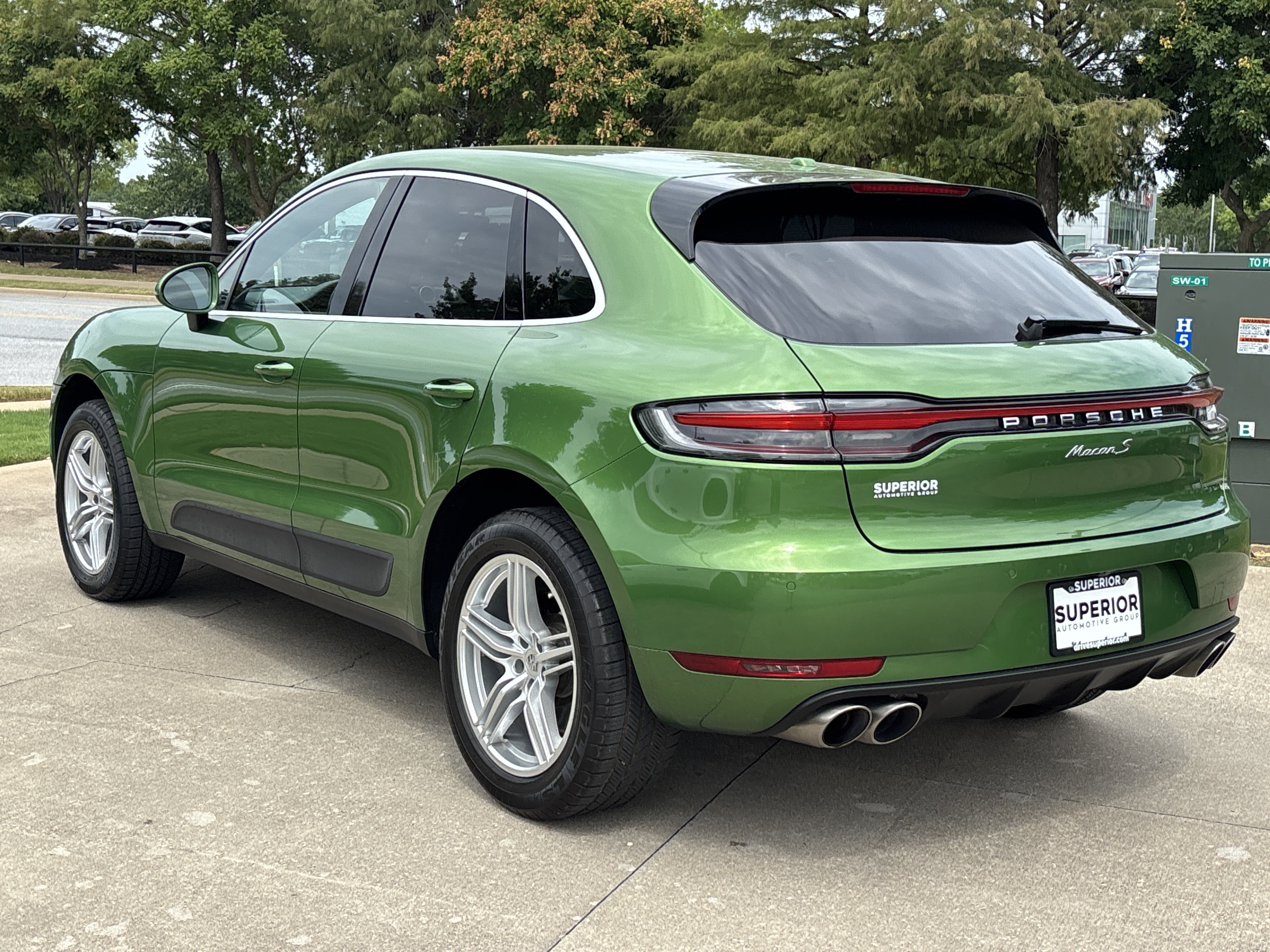 Used 2021 Mamba Green Metallic Porsche S AWD image 9