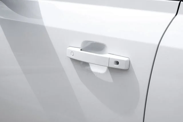 New 2026 Fuji White Land Rover S image 53