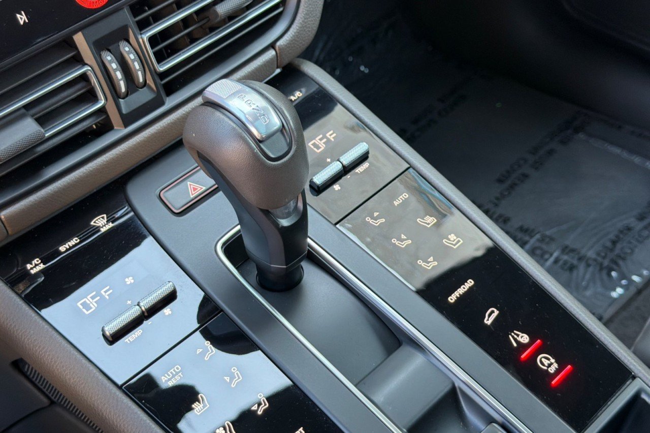 Used 2025 Black Porsche  image 21