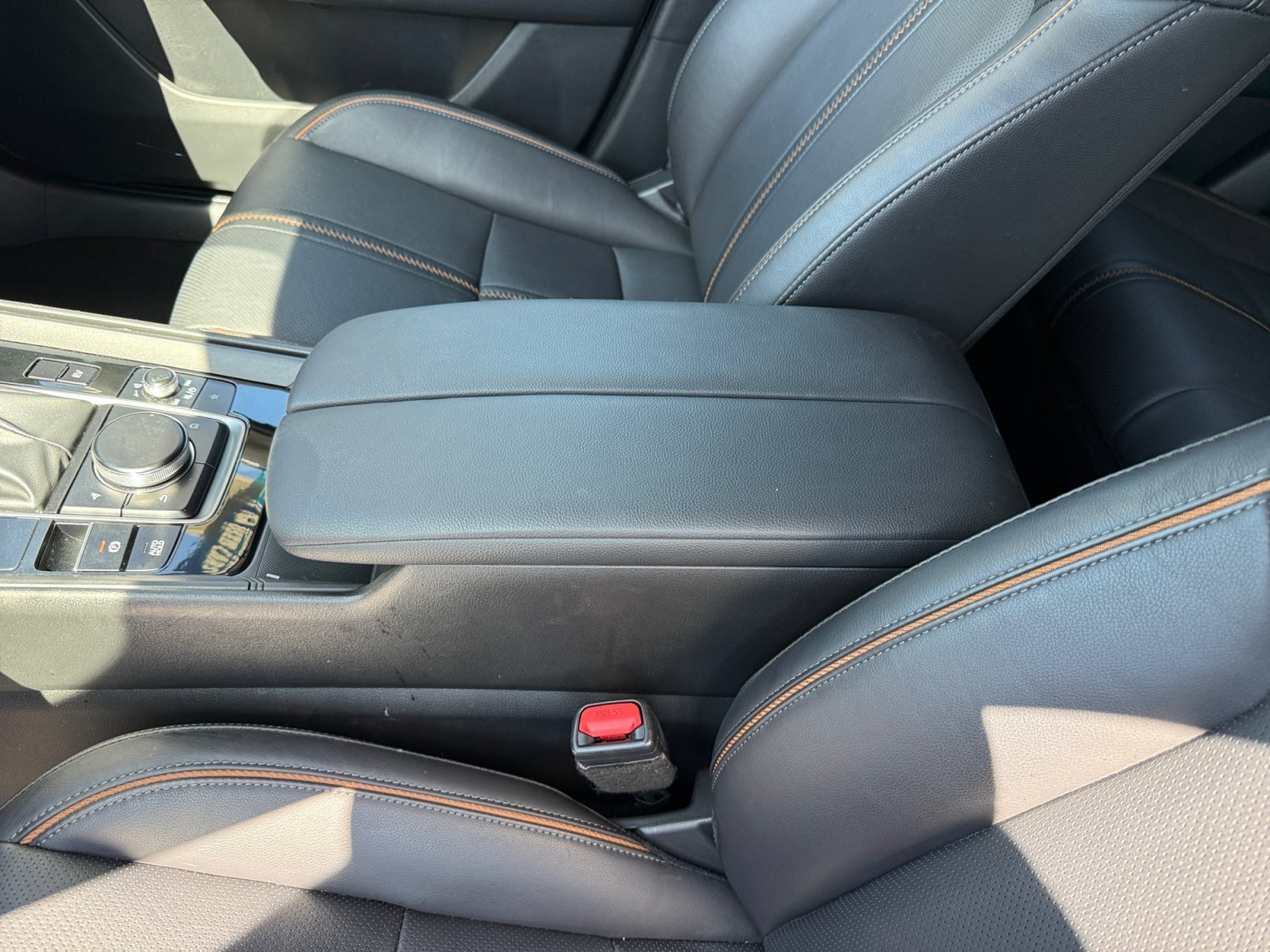 Used 2025 Machine Gray Mazda Premium image 14