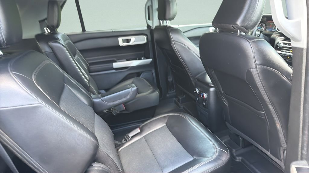 Used 2023 Blue Ford Limited image 37