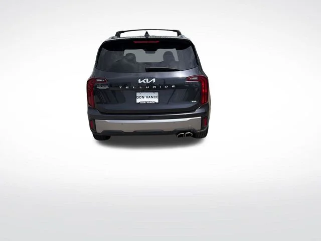 Used 2025 Gray Kia S image 4
