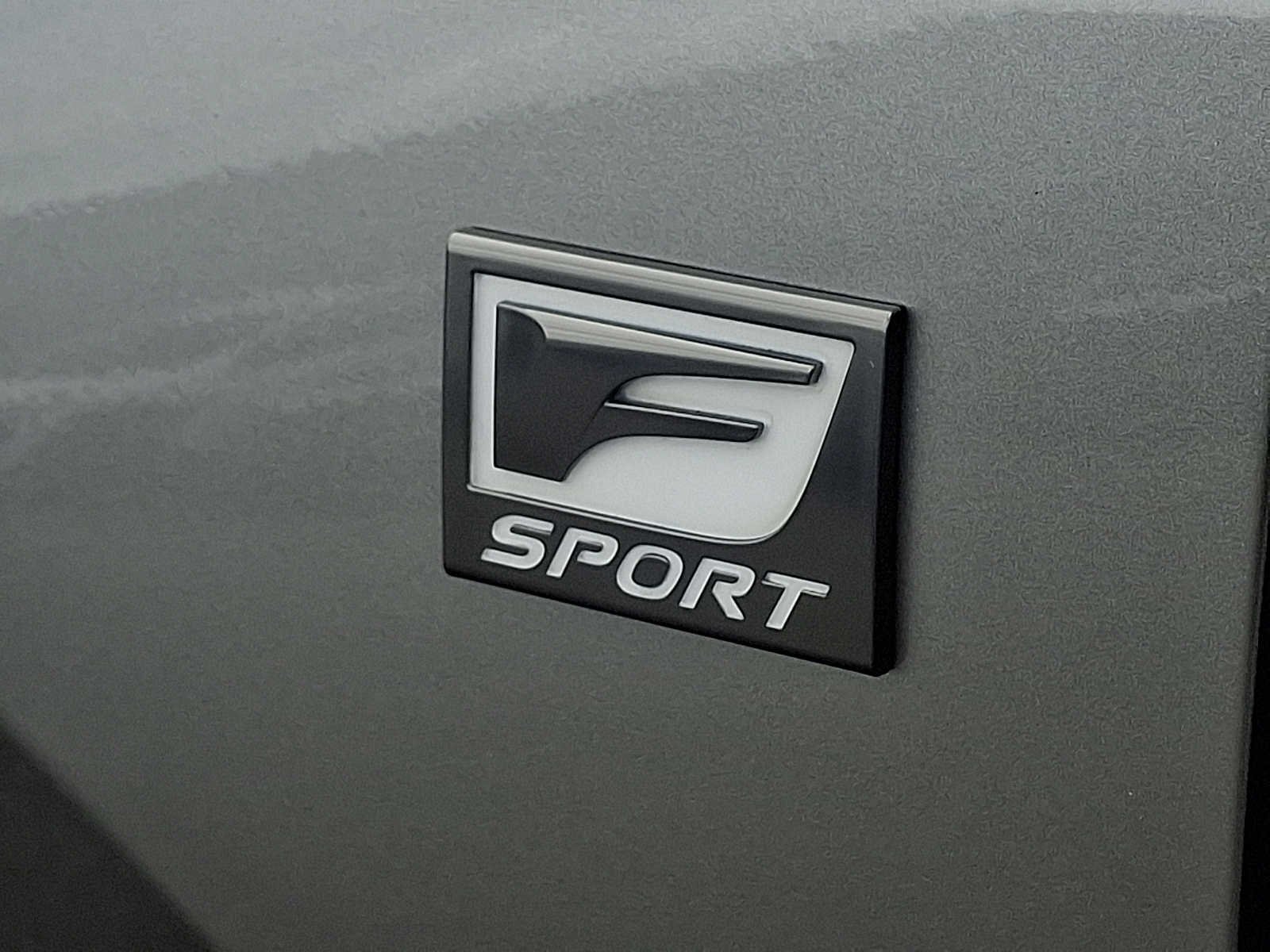 Used 2024  Lexus NX 450h+ F SPORT Handling image 31