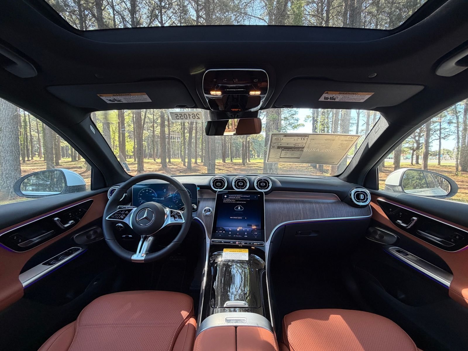 New 2026 Polar White Mercedes-Benz GLC 300 image 2