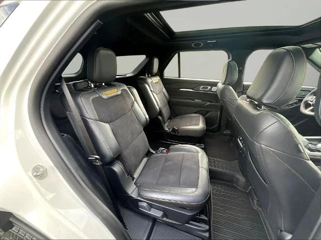 New 2026 Star White Metallic Tri-Coat Ford Tremor® image 42