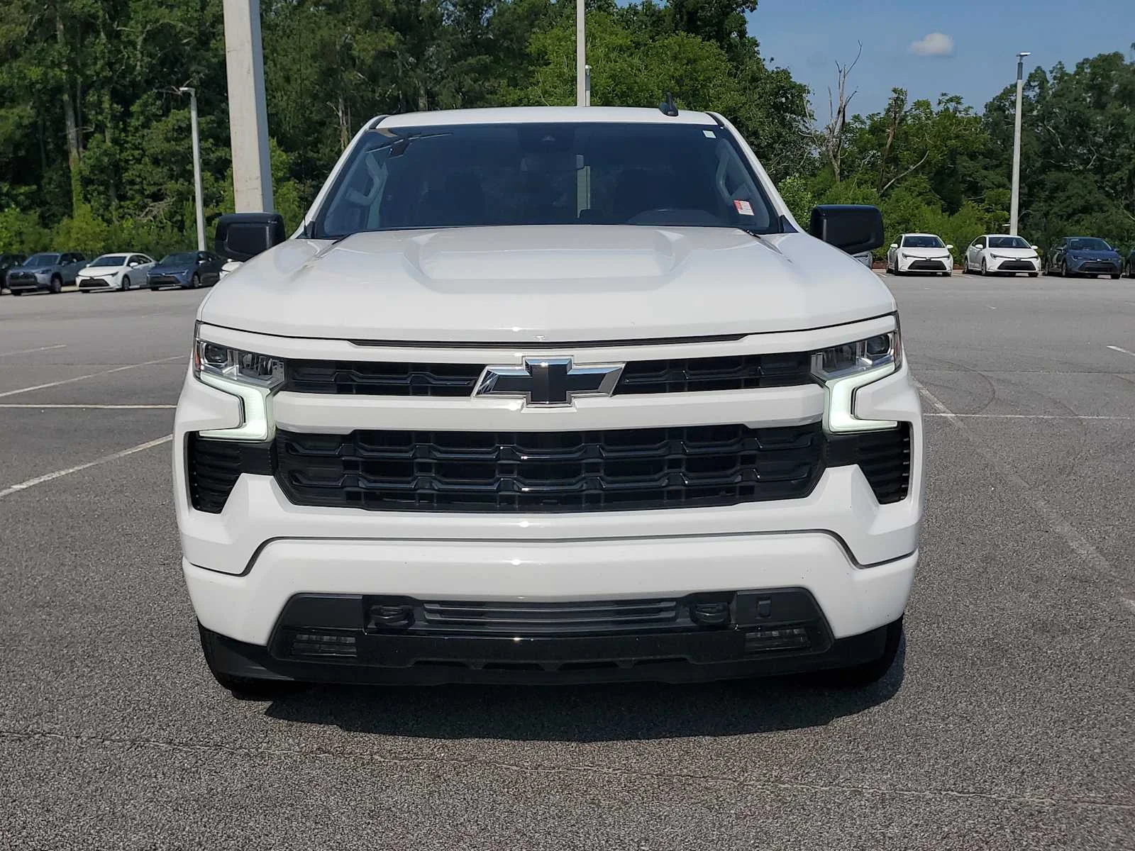 Used 2023 Summit White Chevrolet RST image 2