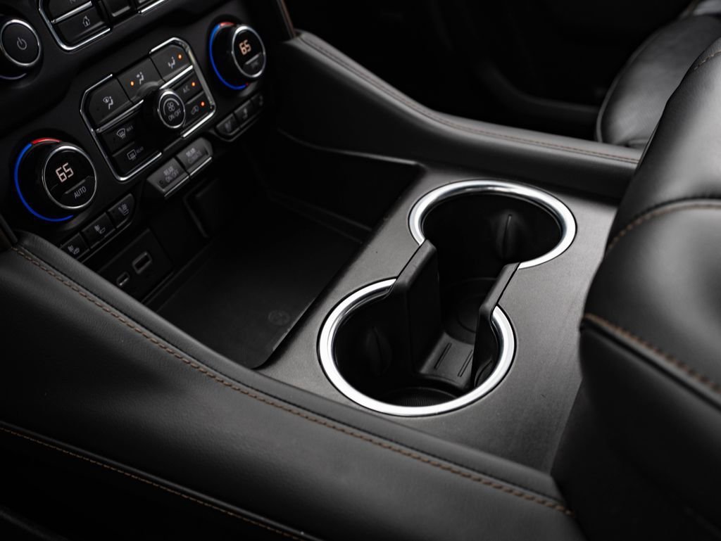 Used 2021 Summit White Chevrolet High Country image 39