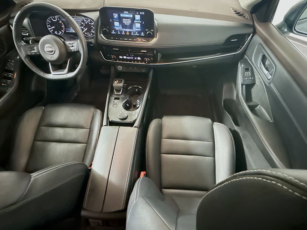 Used 2023 Gun Metallic Nissan SL image 25