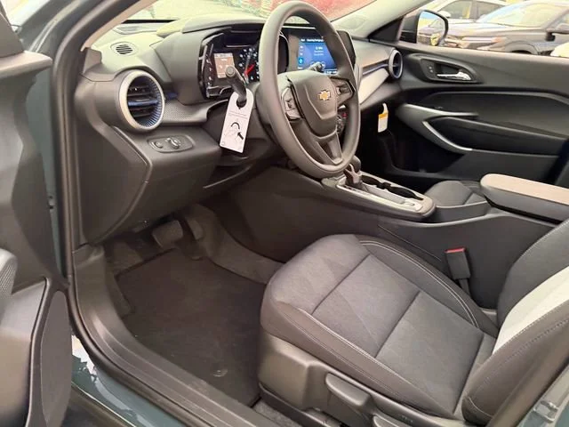 2026 Chevrolet Trax LS - Photo 6