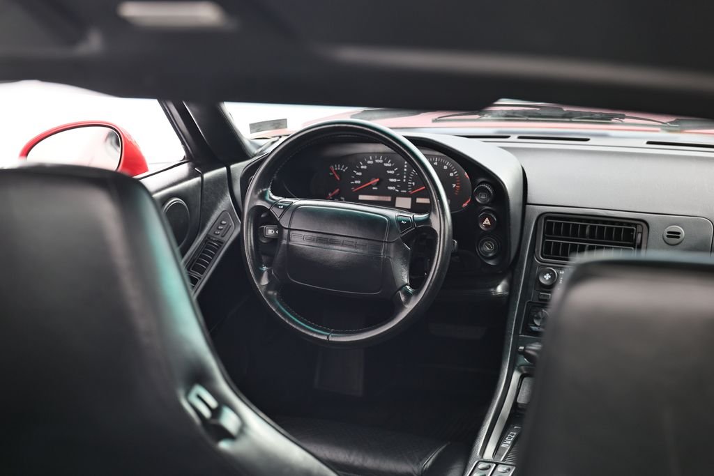 Used 1994  Porsche GTS image 32