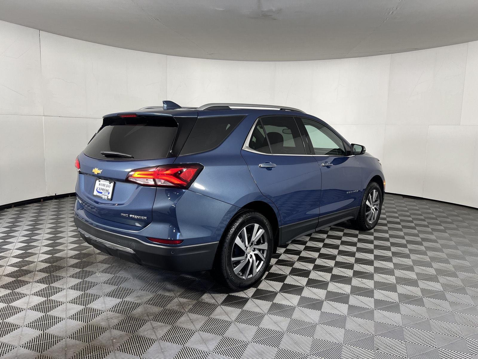 Used 2024 Lakeshore Blue Metallic Chevrolet Premier image 25